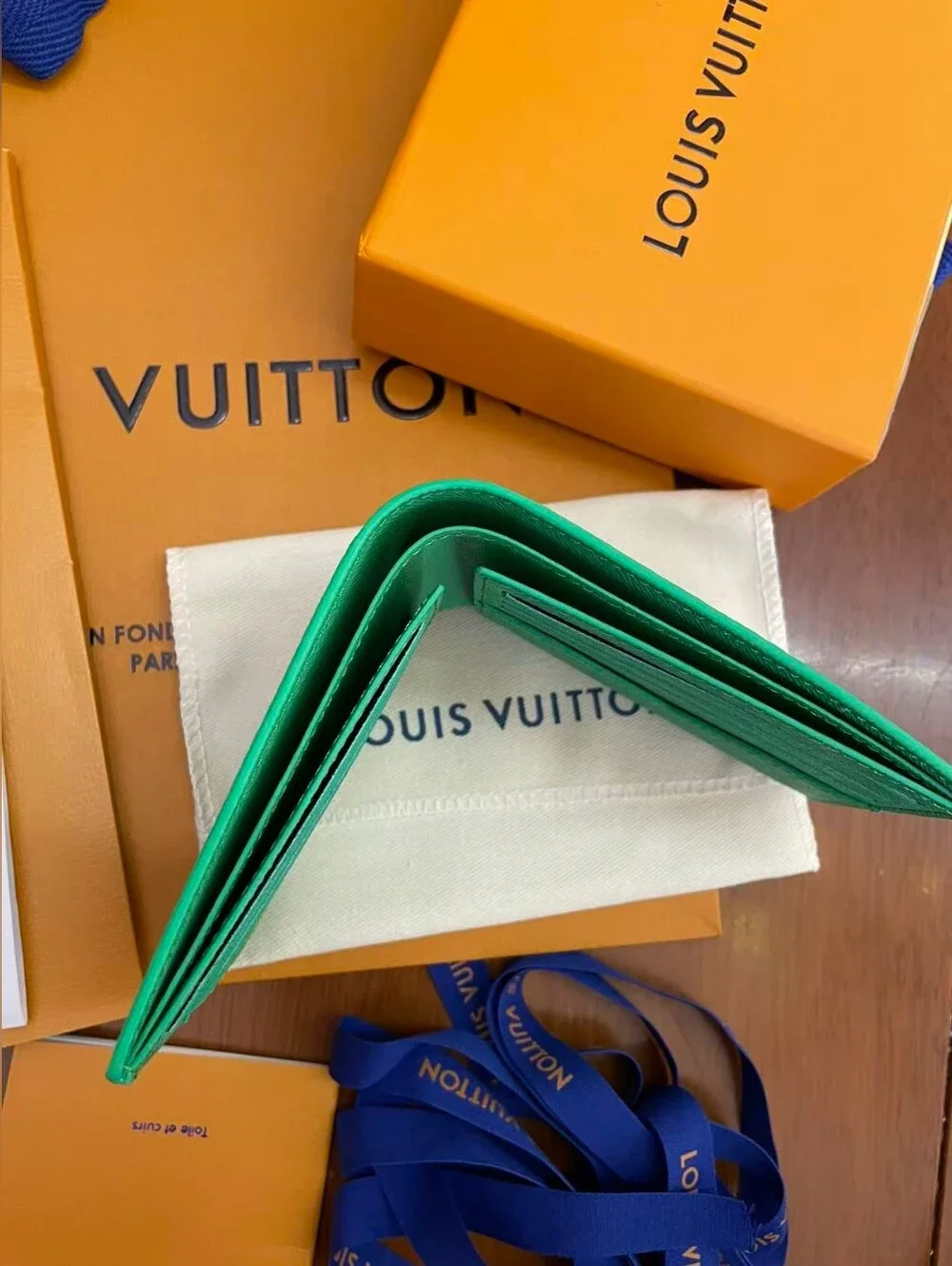Louis Vuitton this slender